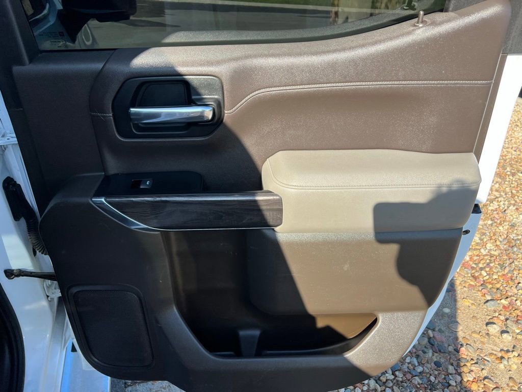 Used 2019 Chevrolet Silverado 1500 LTZ w/ LTZ Premium Package AWD/4WD image 29