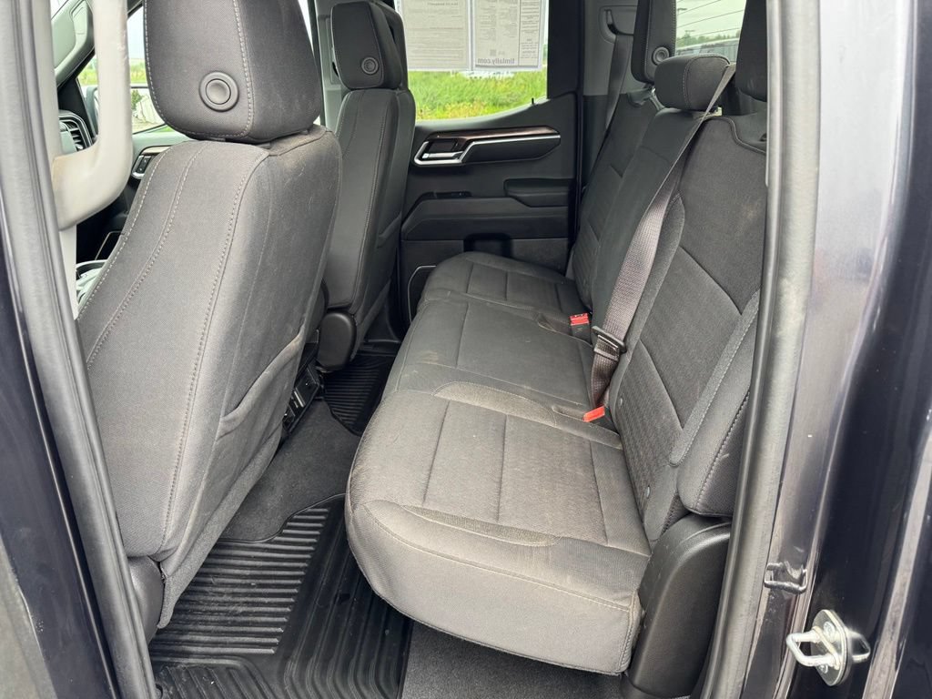 Used 2024 Chevrolet Silverado 1500 LT AWD/4WD image 22