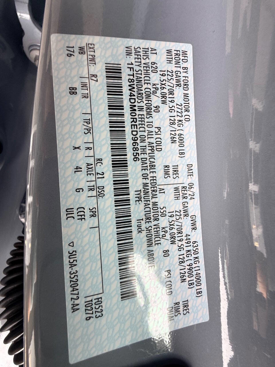 Used 2024 Ford F450 Platinum w/ FX4 Off-Road Package image 46