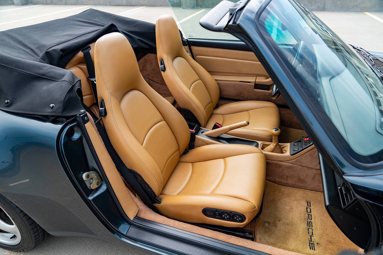 Used 1995 Porsche 911 Cabriolet image 73