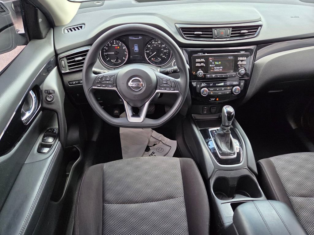 Used 2018 Nissan Rogue Sport SV image 20