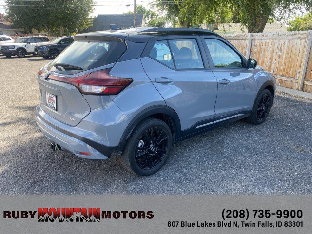 Used 2023 Nissan Kicks SR w/ Interior Electronics Package FWD image 7