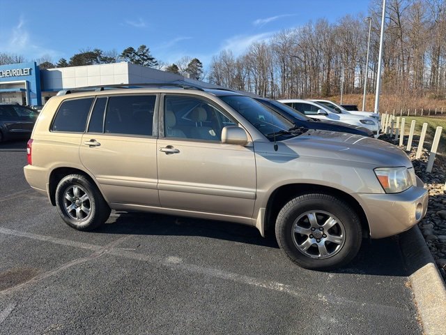 Used 2004 Toyota Highlander V6