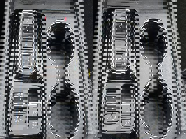 Used 2025 Honda Pilot EX-L image 22