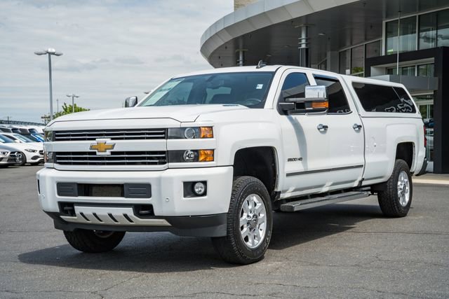 Used 2016 Chevrolet Silverado 2500 LTZ w/ LTZ Plus Package AWD/4WD image 3
