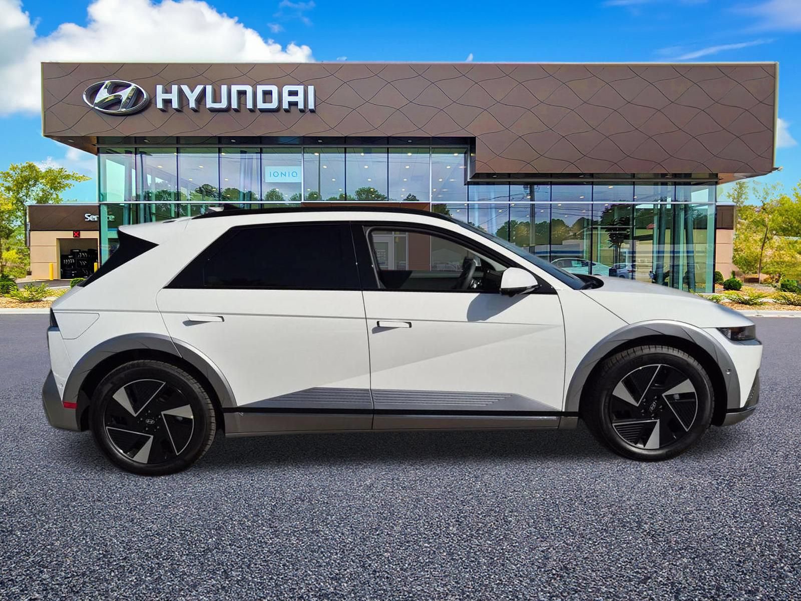 New 2027 Hyundai Ioniq 5 Limited RWD image 5