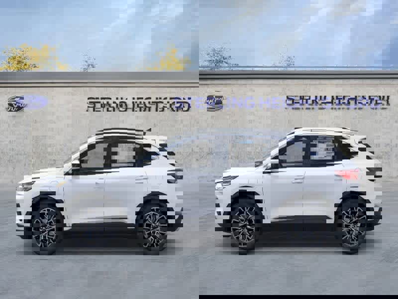 New 2025 Ford Escape SE image 3