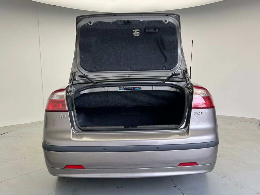 Used 2007 Saab 9-3 2.0T w/ Premium 17 Pkg image 9