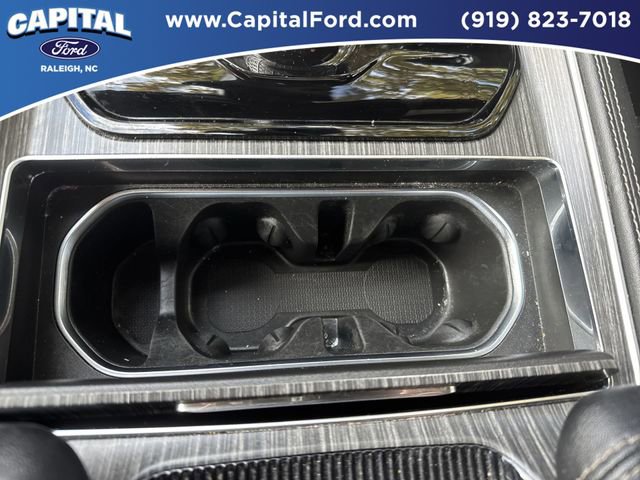 Used 2024 Jeep Wagoneer L Series II w/ Flexible Seating Group image 30