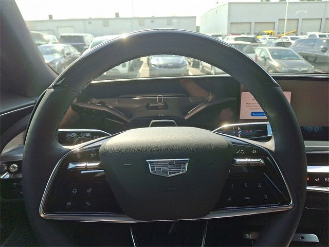 New 2025 Cadillac Lyriq Luxury image 15