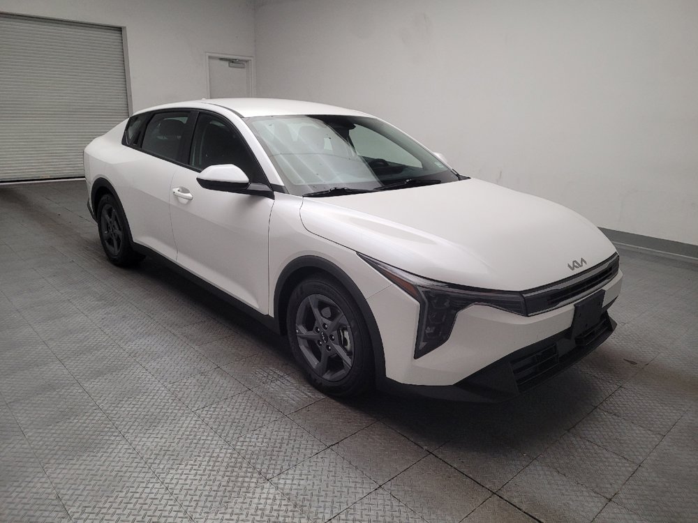 Used 2025 Kia K4 FWD image 13