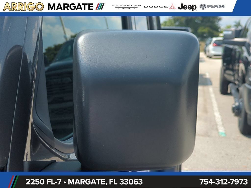 Used 2024 Jeep Wrangler Unlimited Rubicon 4xe AWD/4WD image 12