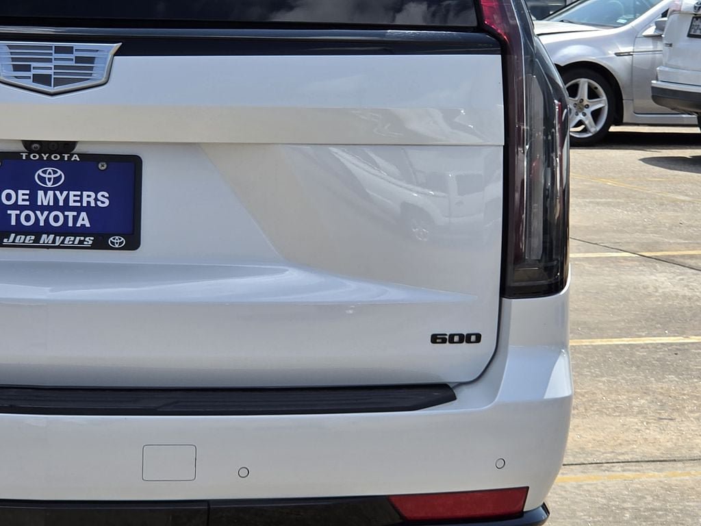 Used 2021 Cadillac Escalade ESV Sport Platinum w/ LPO, ONYX Package AWD/4WD image 9