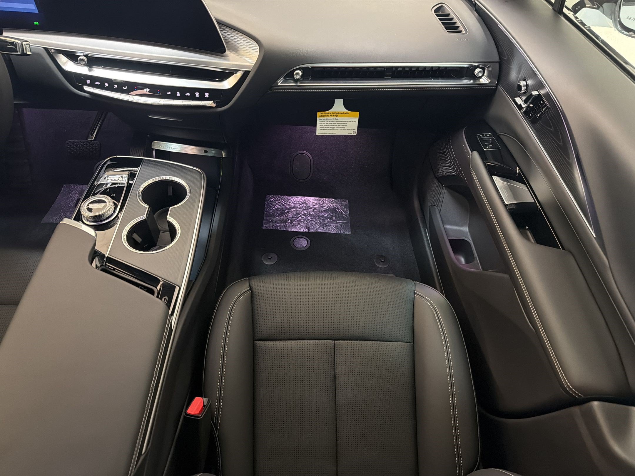 New 2026 Cadillac Lyriq Sport AWD/4WD image 27