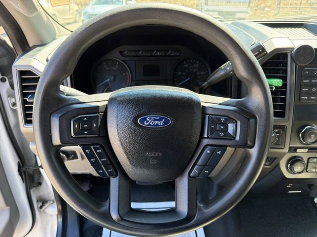 Used 2017 Ford F550 4x4 Regular Cab Super Duty image 16