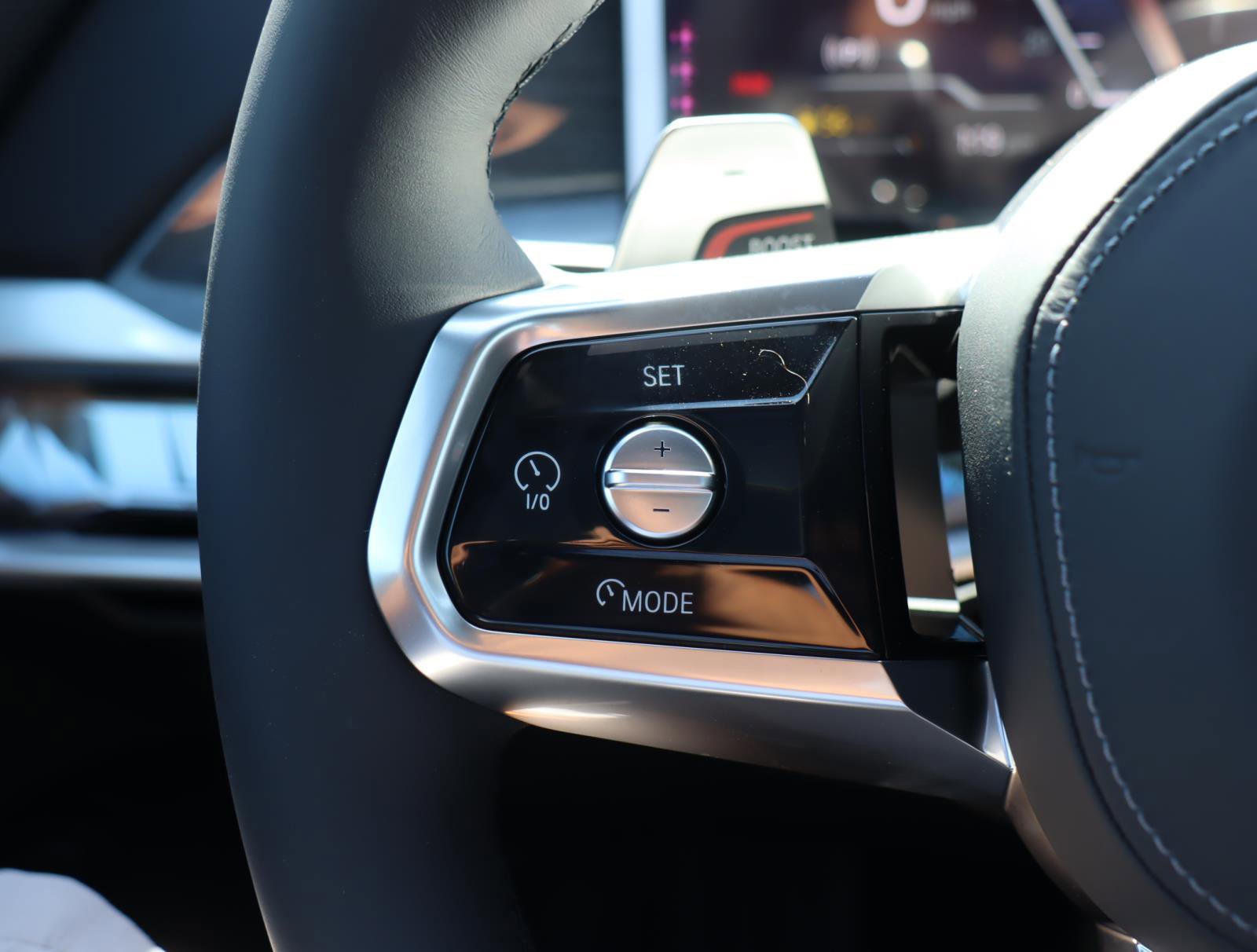 New 2026 BMW 750e xDrive image 19