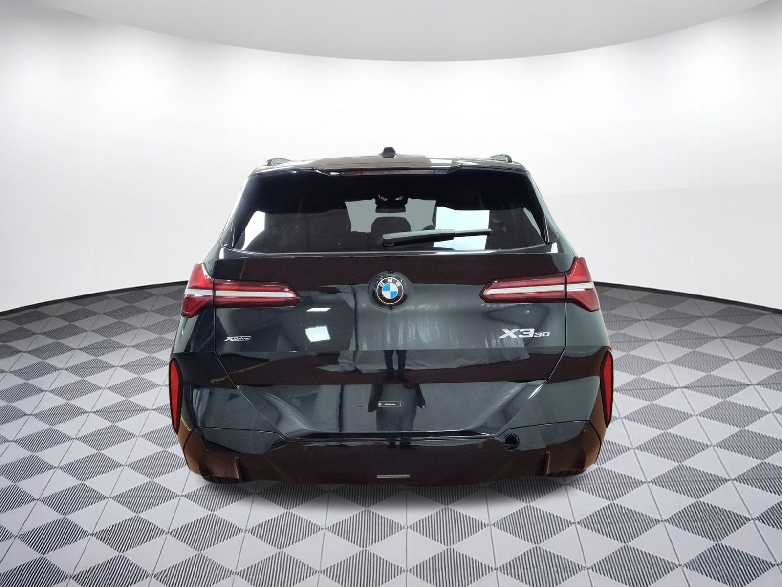 Used 2026 BMW X3 xDrive30 w/ M Sport Package image 9