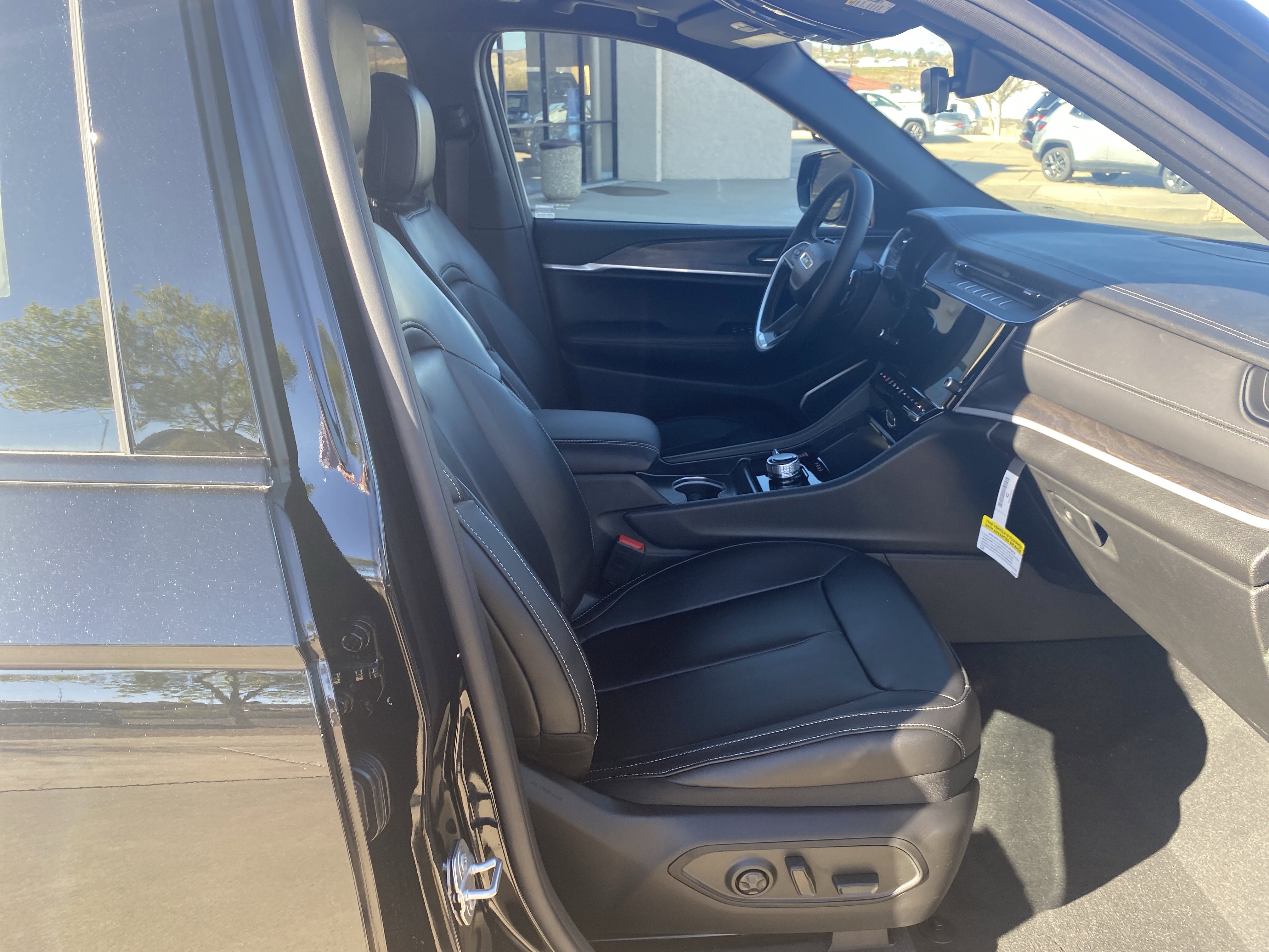 New 2026 Jeep Grand Cherokee Limited image 22