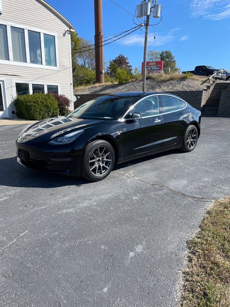 Used 2019 Tesla Model 3 Standard Range Plus RWD image 1