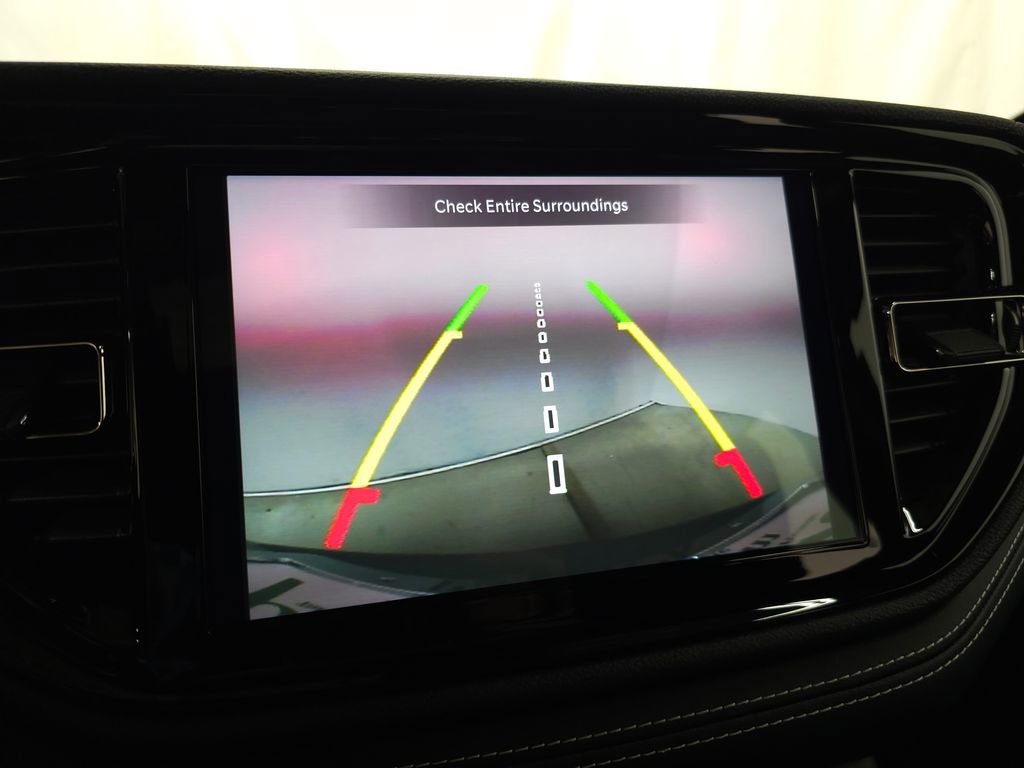 Used 2021 Dodge Durango SRT Hellcat w/ Technology Group AWD/4WD image 32