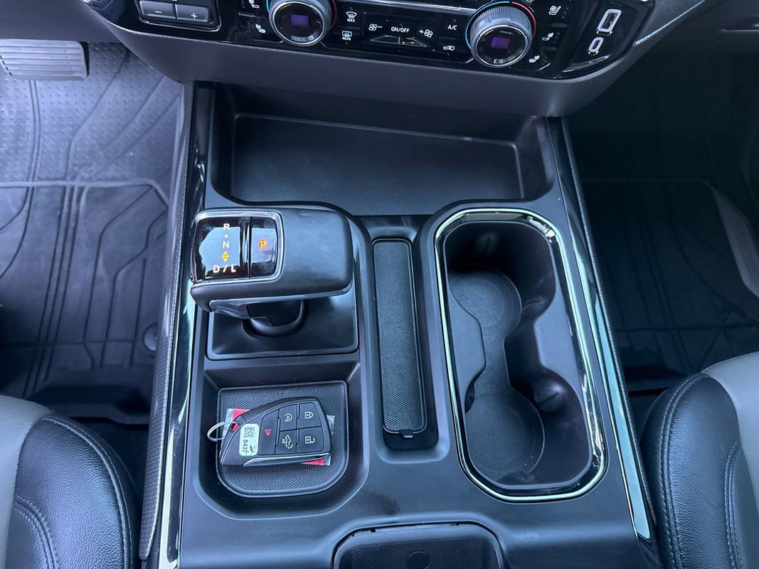 Used 2023 Chevrolet Silverado 1500 ZR2 image 32