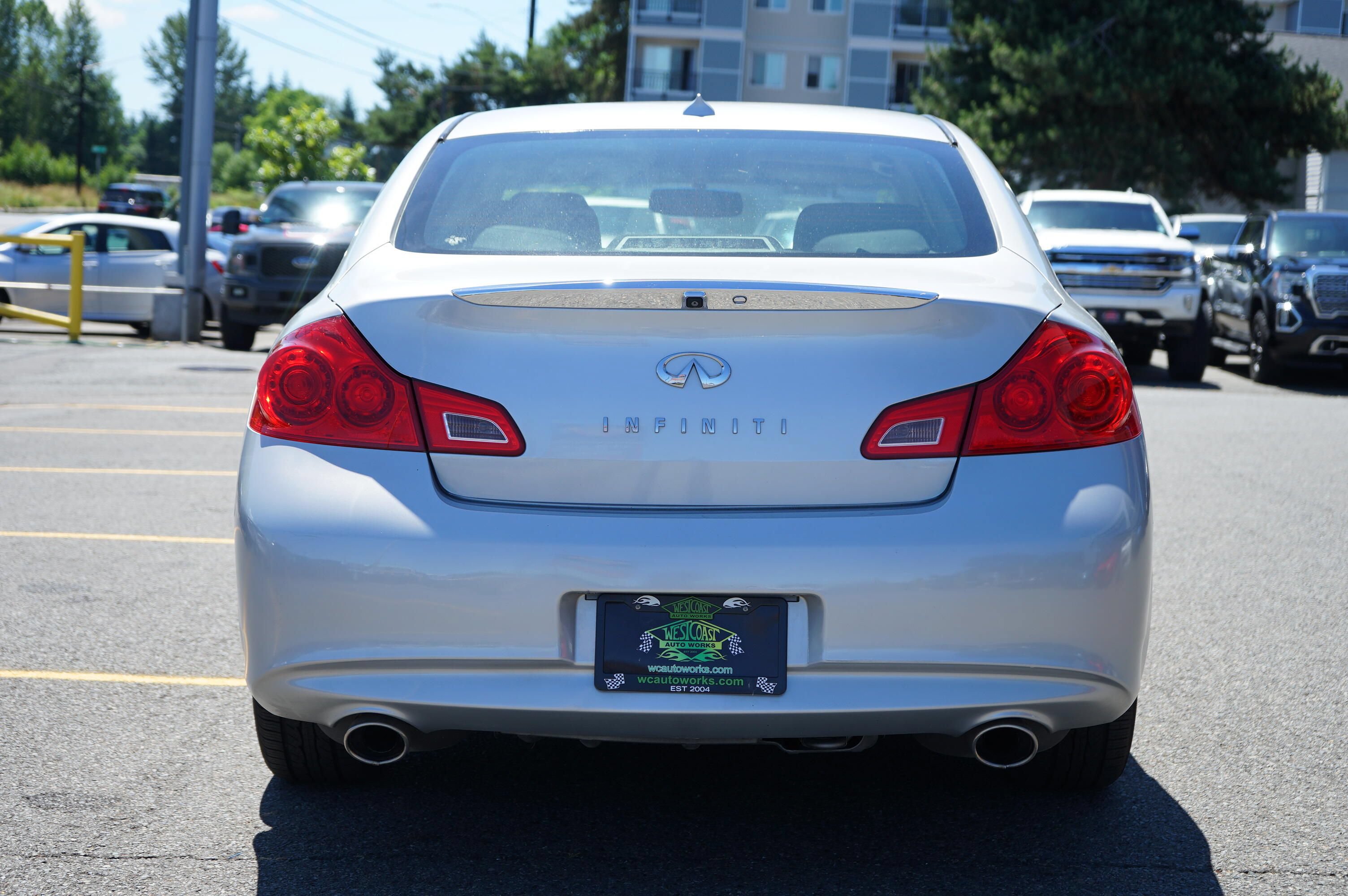 Used 2012 INFINITI G25 Journey RWD image 4
