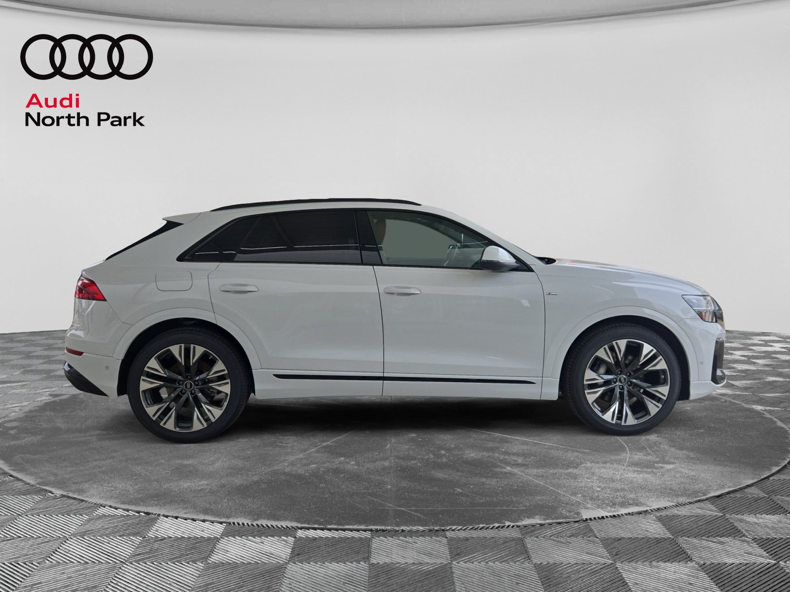 New 2026 Audi Q8 Prestige AWD/4WD image 6