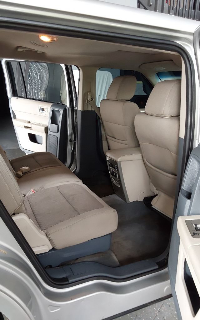 Used 2009 Ford Flex SE FWD image 18