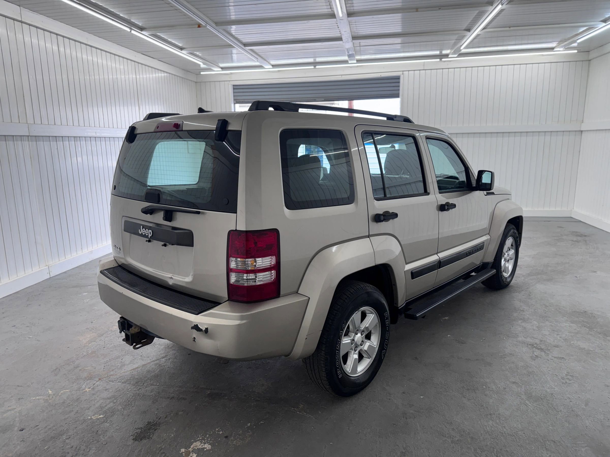 Used 2011 Jeep Liberty Sport w/ Trailer Tow Class III Group image 5