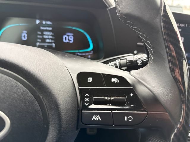 Used 2025 Hyundai Elantra Sport image 24