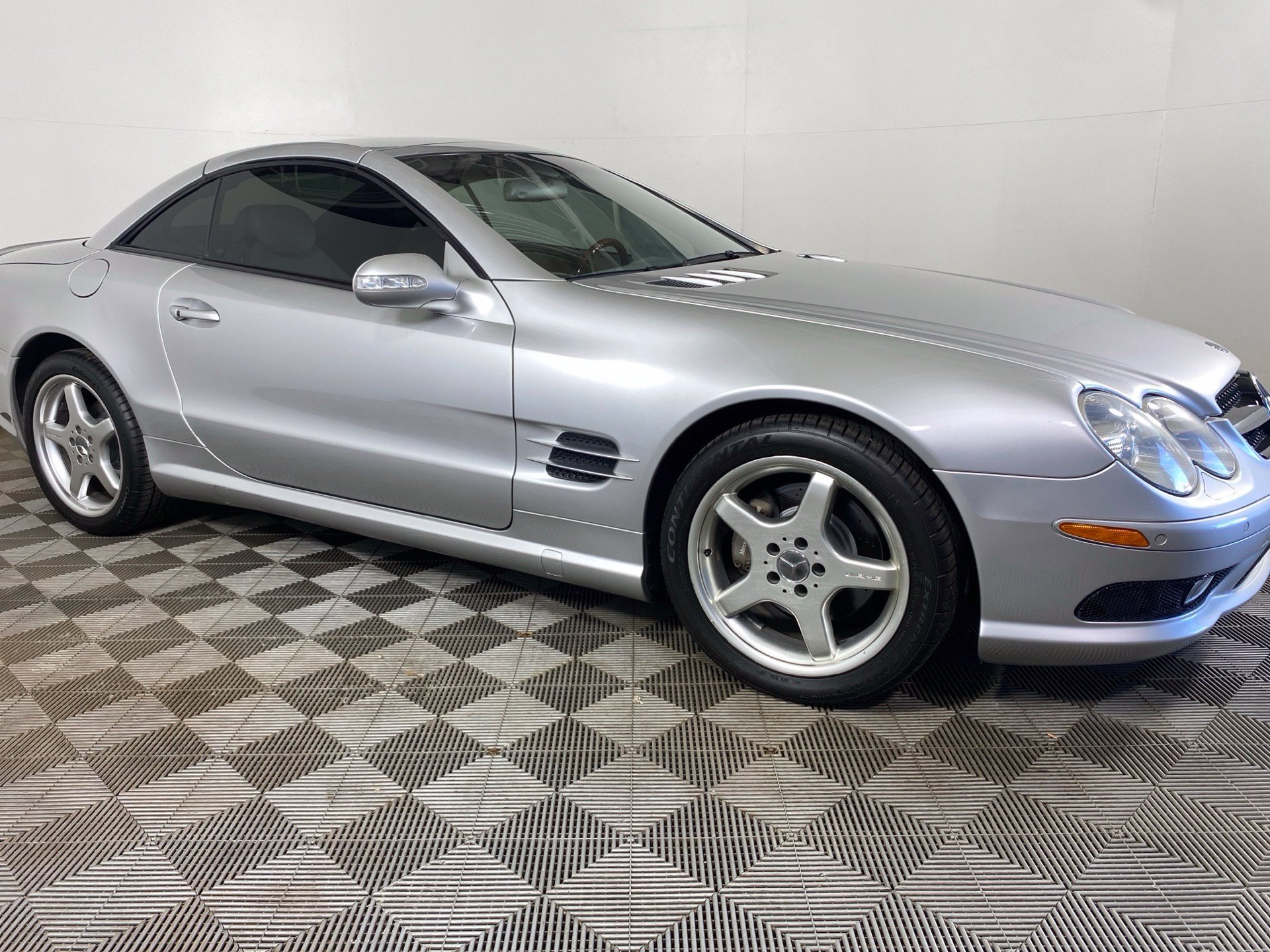 Used 2003 Mercedes-Benz SL 500 image 4