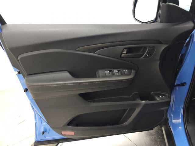Used 2025 Honda Passport TrailSport image 16