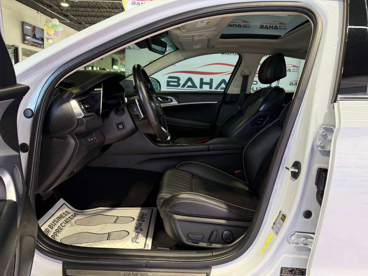 Used 2022 Genesis G70 2.0T w/ Prestige Package image 16