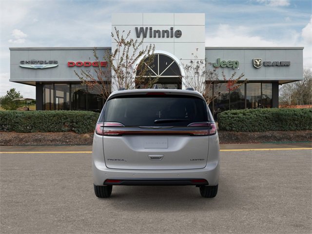 New 2026 Chrysler Pacifica Limited w/ S Appearance Package image 7