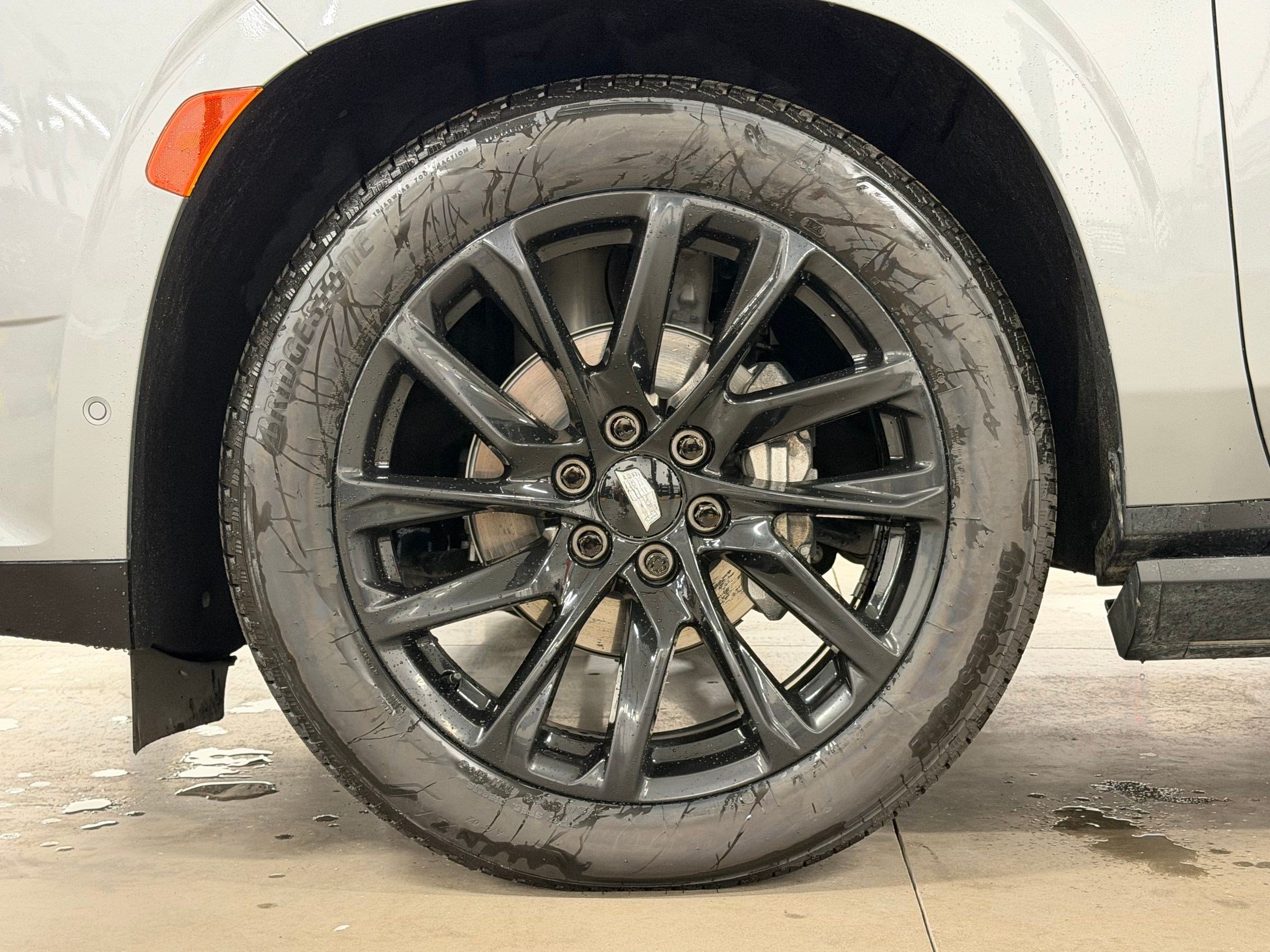 Used 2023 Cadillac Escalade Sport Platinum w/ LPO, ONYX Package AWD/4WD image 12