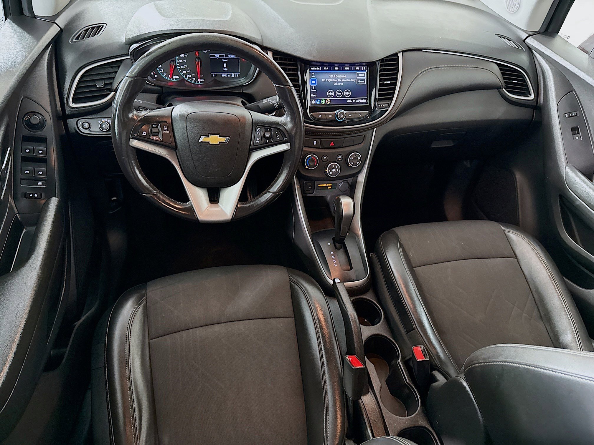 Used 2022 Chevrolet Trax LT w/ Driver Confidence Package AWD/4WD image 17