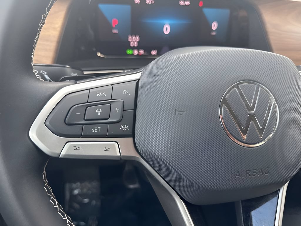 Used 2026 Volkswagen Atlas SE FWD image 15