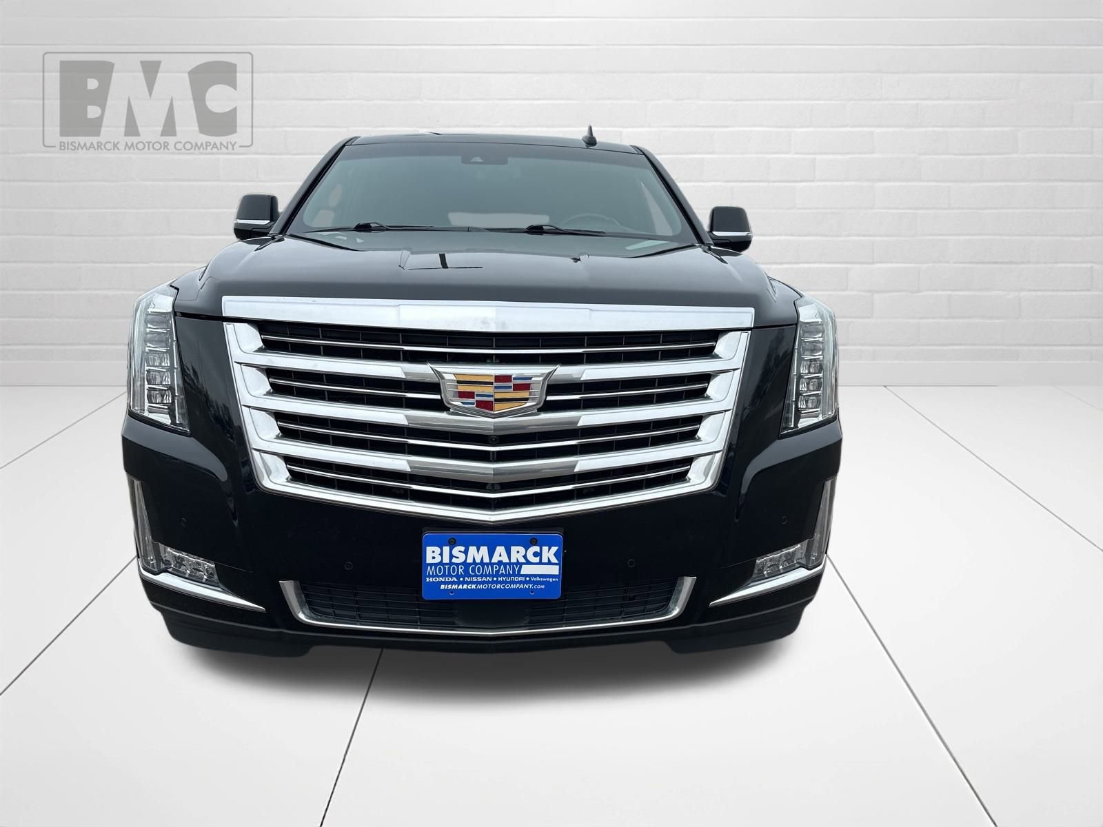 Used 2020 Cadillac Escalade ESV Platinum AWD/4WD image 2