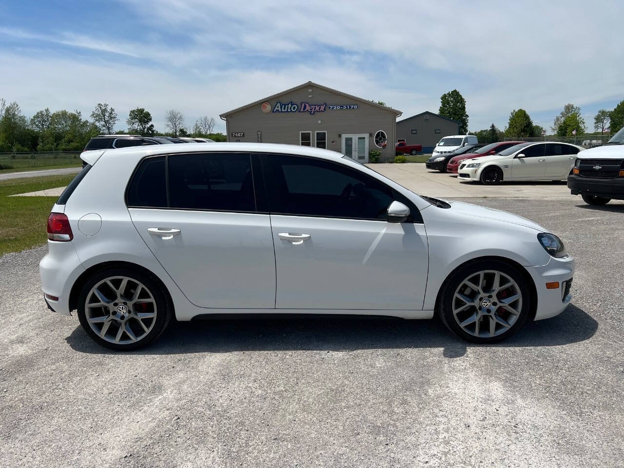 Used 2014 Volkswagen GTI Wolfsburg Edition FWD image 1