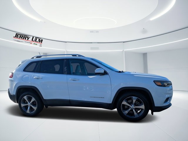Used 2019 Jeep Cherokee Limited image 31