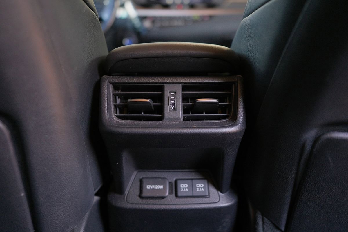Used 2021 Lexus ES 300h w/ Premium Package FWD image 31