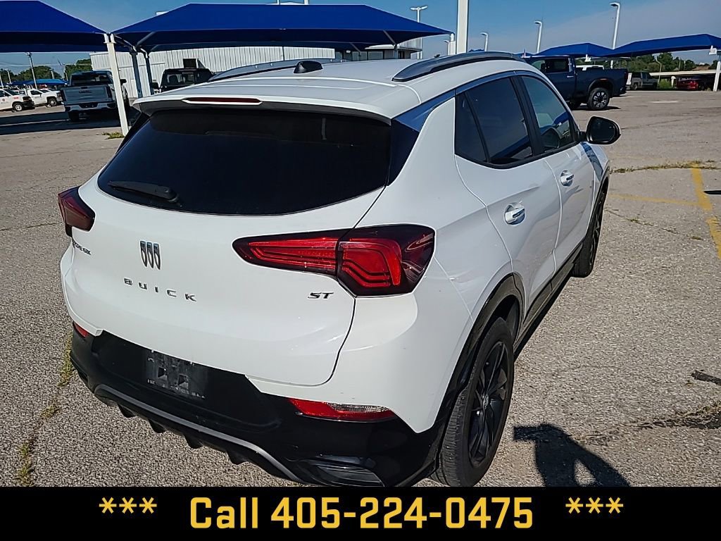 Used 2024 Buick Encore GX Sport Touring image 12