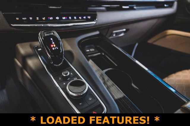 Used 2022 Cadillac Escalade Sport w/ LPO, ONYX Package image 21