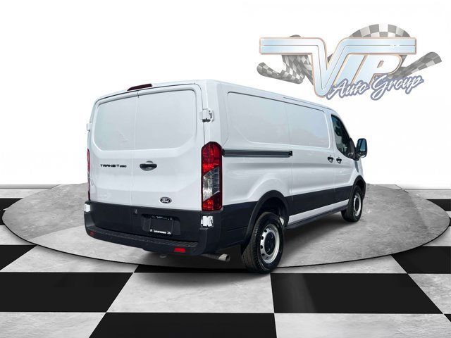 Used 2026 Ford Transit 250 Low Roof RWD image 6