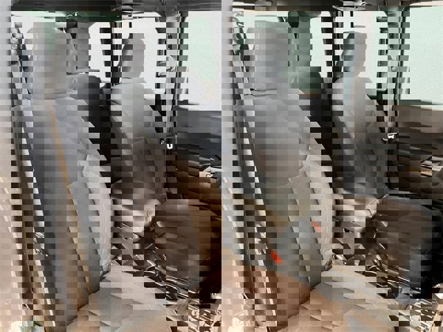 Used 2014 Jeep Wrangler Unlimited Sport w/ Connectivity Group image 15