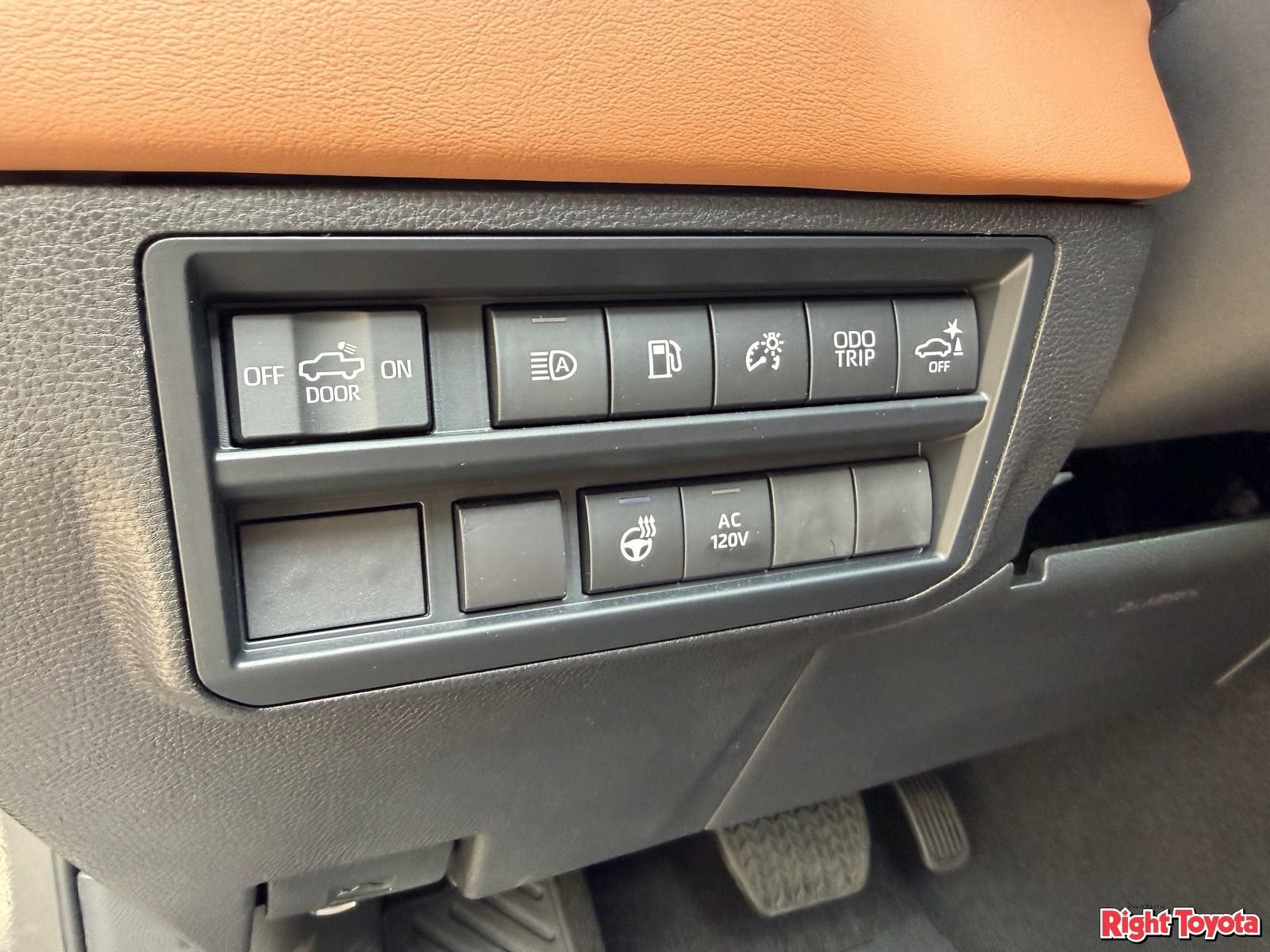 New 2026 Toyota Tundra 1794 Edition AWD/4WD image 17