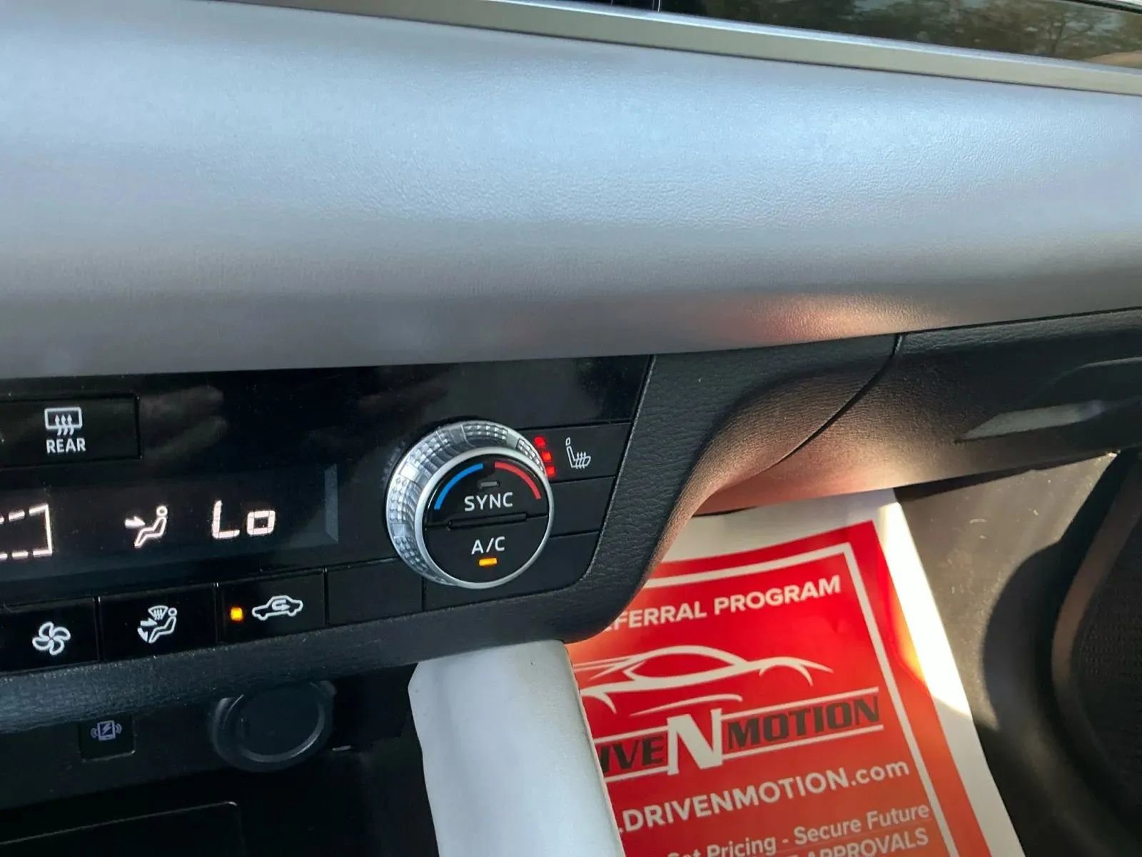 Used 2022 Mitsubishi Outlander SEL image 33