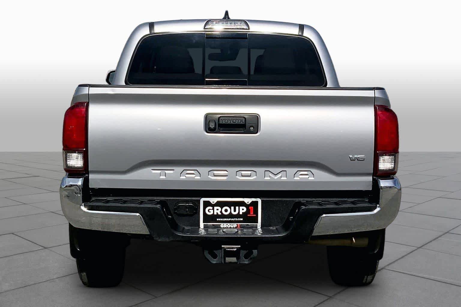 Used 2019 Toyota Tacoma SR5 RWD image 5