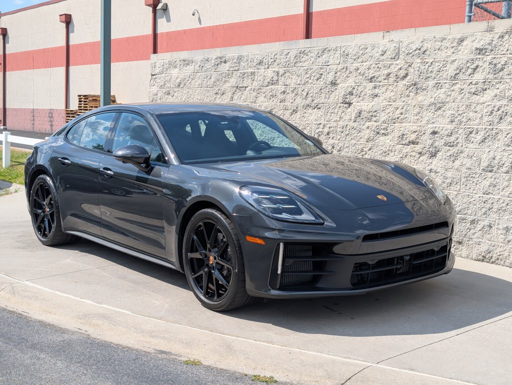 Certified 2026 Porsche Panamera 4 AWD/4WD image 9