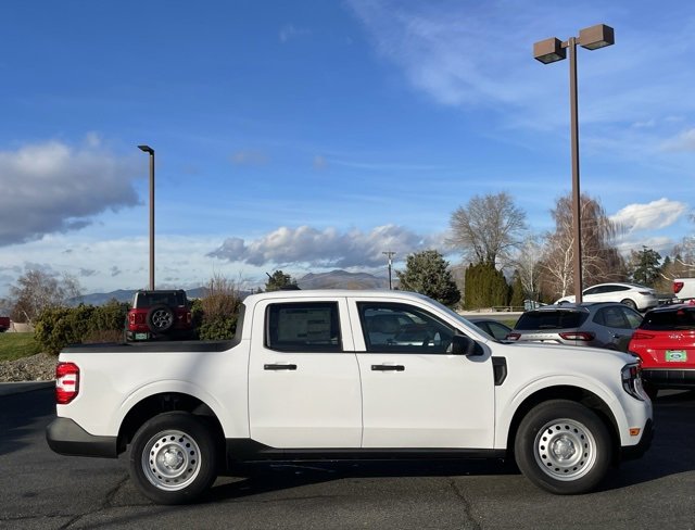 New 2026 Ford Maverick XL image 2